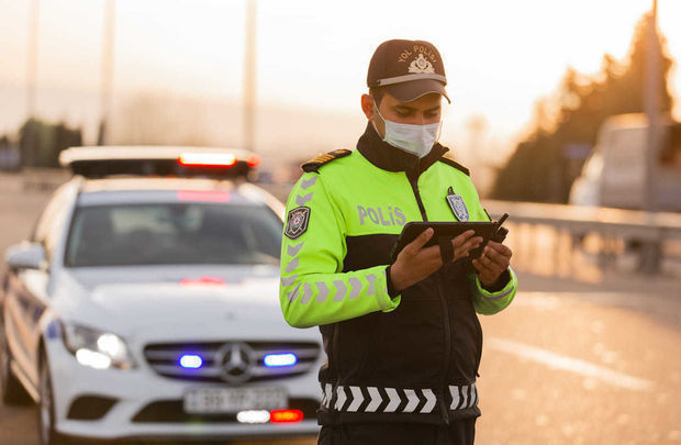 yol-polisinden-yagisli-hava-ile-bagli-xeberdarliq-foto